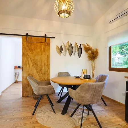 Noszvaj Chillout Afrika Apartment Exterior photo